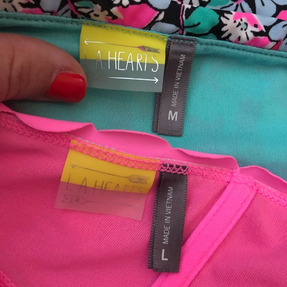 Bikini - Picture 3 of 3